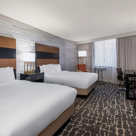 Doubletree By Hilton Hotel Denver - Аврора Экстерьер фото