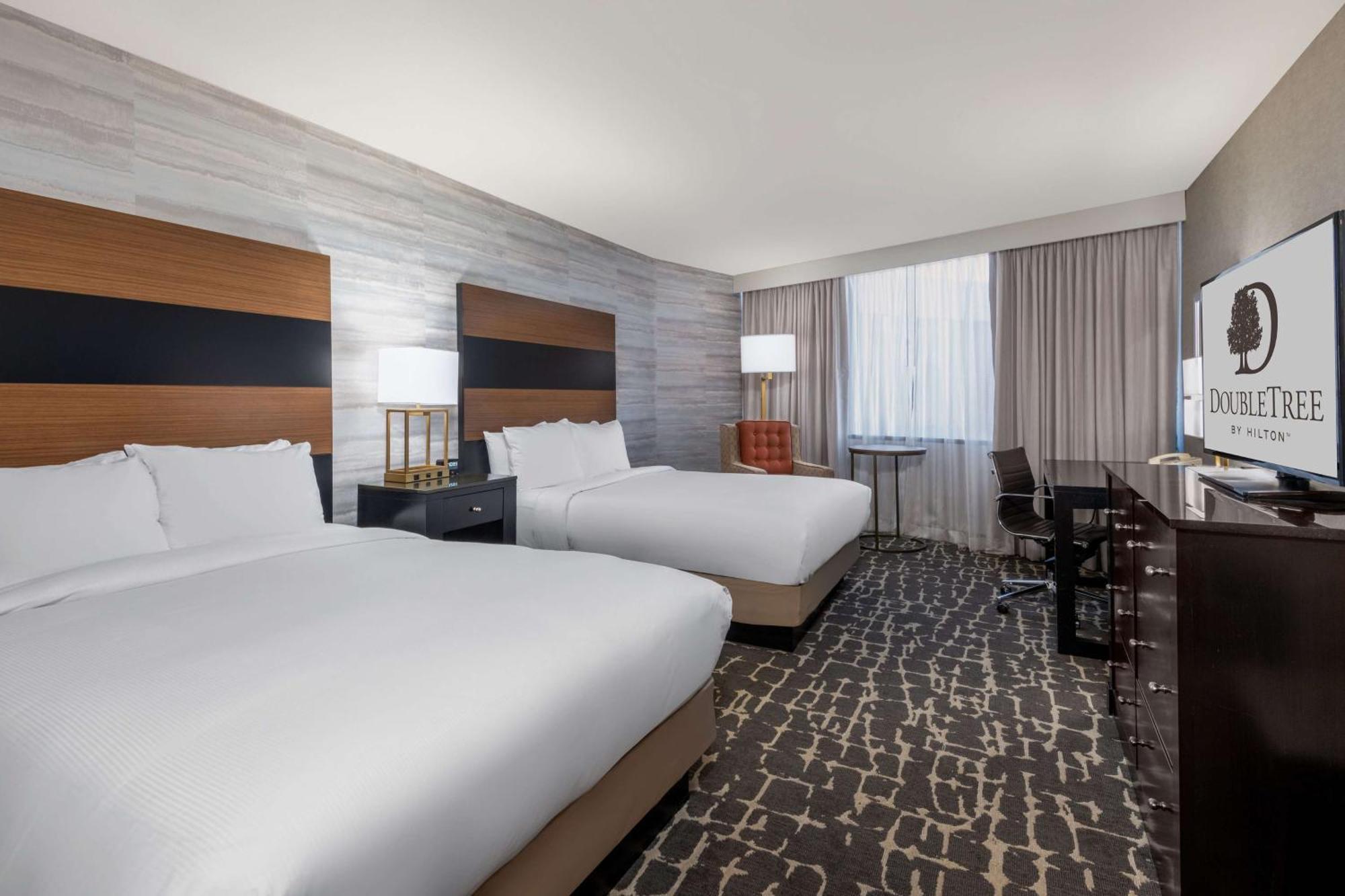 Doubletree By Hilton Hotel Denver - Аврора Экстерьер фото