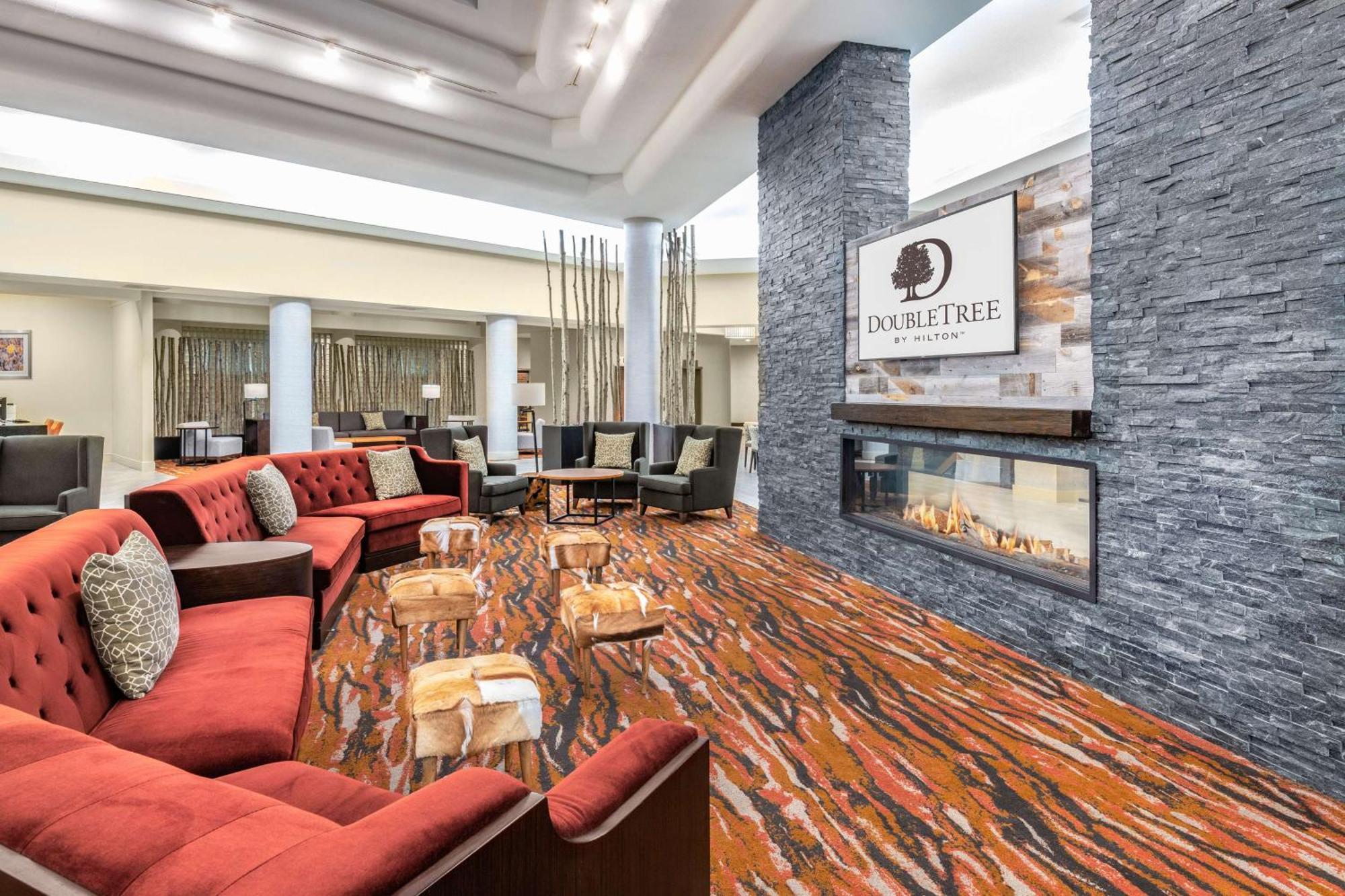 Doubletree By Hilton Hotel Denver - Аврора Экстерьер фото