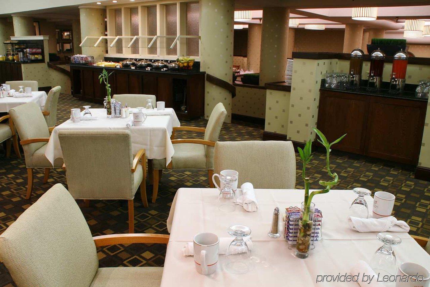 Doubletree By Hilton Hotel Denver - Аврора Ресторан фото