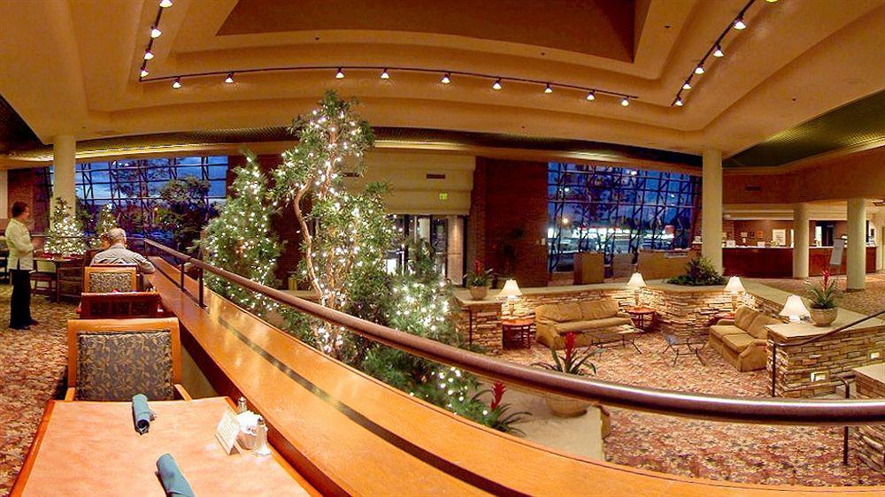 Doubletree By Hilton Hotel Denver - Аврора Экстерьер фото