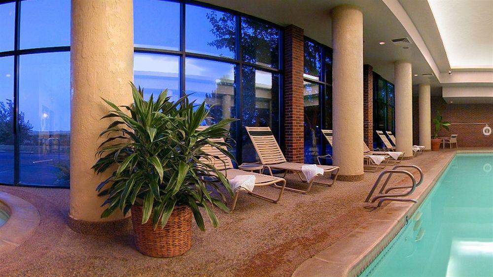 Doubletree By Hilton Hotel Denver - Аврора Экстерьер фото