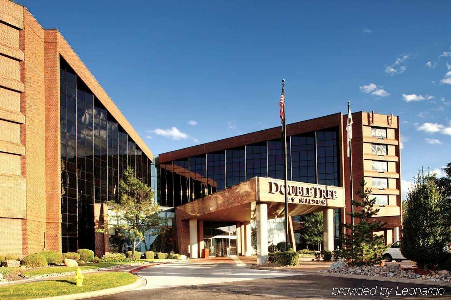 Doubletree By Hilton Hotel Denver - Аврора Экстерьер фото